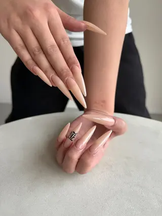 ネイル neu. SENAのネイルデザイン