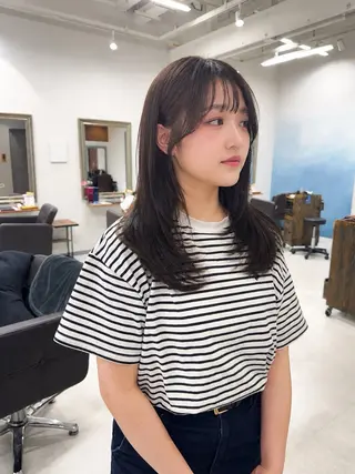 ミディアム 村山 豪歩のヘアスタイル