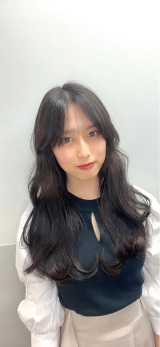 ミディアム カラー 顔まわりの神様✨ 透明感カラー藤嶋秀幸のヘアスタイル
