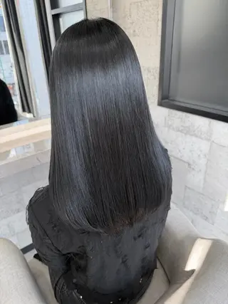 ミディアム カラー オオタ レイジュのヘアスタイル