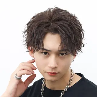 ショート カラー パーマ メンズ 木代 ひめりのヘアスタイル