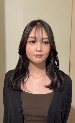 セミロング カラー マンツーマン施術🌷 透明感/HIKARIのヘアスタイル