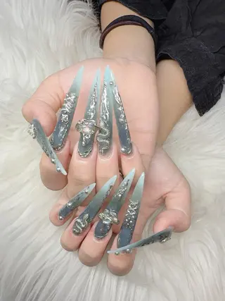 ネイル Lee Nailsのネイルデザイン