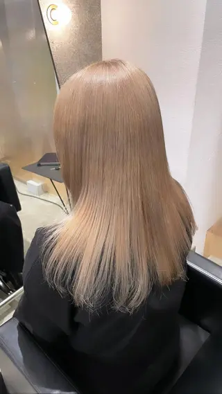 セミロング カラー STUD YUKIのヘアスタイル