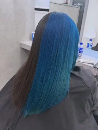 ロング カラー ハイトーン🪼派手髪 mahoのヘアスタイル