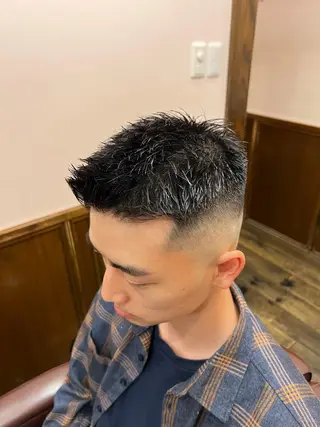 ショート 大久保 竣太のヘアスタイル