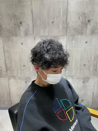 パーマ メンズ 美髪矯正／パーマ まむのヘアスタイル