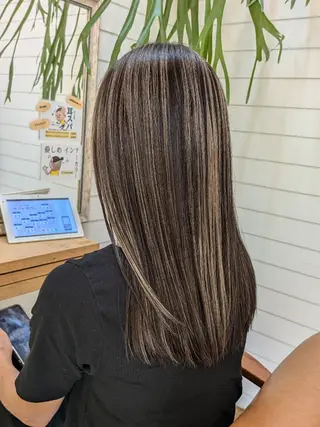 ロング カラー 奥田 誠司のヘアスタイル