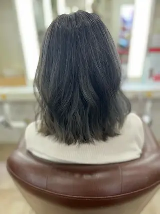 ミディアム 🐥こ ま🐥のヘアスタイル