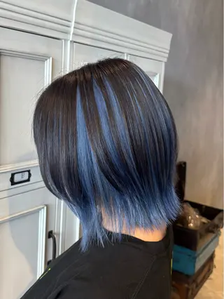 ミディアム カラー 長瀬 友唯のヘアスタイル