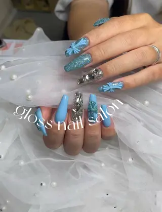 ネイル miho🍎 Gloss nailのネイルデザイン