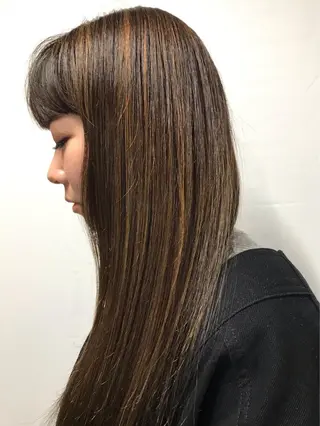 ロング カラー KOOKI スティードトーキョーのヘアスタイル