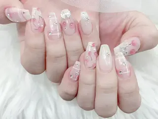 ネイル ユリ kbiのネイルデザイン