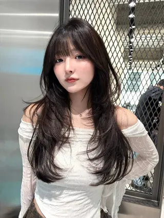 ロング 谷川が作る熊本1🥇 レイヤーカットのヘアスタイル