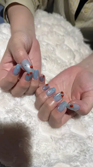 ネイル m kaori𓃟のネイルデザイン