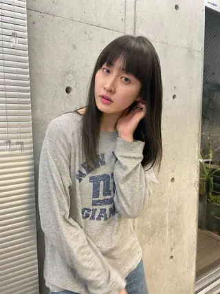 セミロング 佐伯 和佳のヘアスタイル