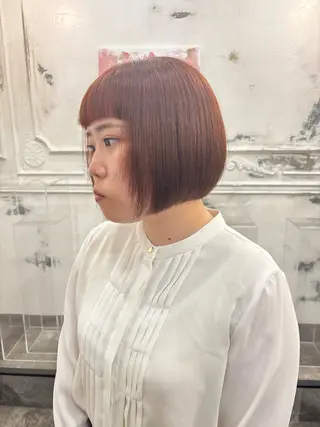 ショート ボブ・カラー 琴音のヘアスタイル