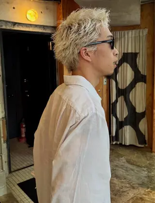 ショート カラー メンズ YOKO/パーマ レイヤーカットのヘアスタイル