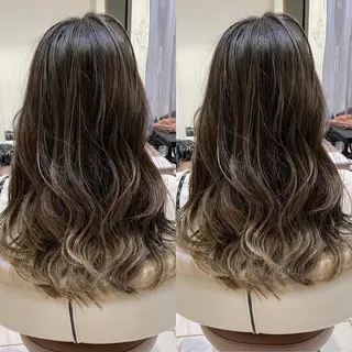 ロング カラー ヘアアレンジ 白髪ぼかしハイライト 茗荷谷駅徒歩2分のヘアスタイル