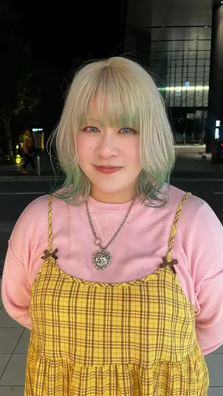 ミディアム カラー 柔らかい艶暖色 レイヤー🫧姫汝のヘアスタイル