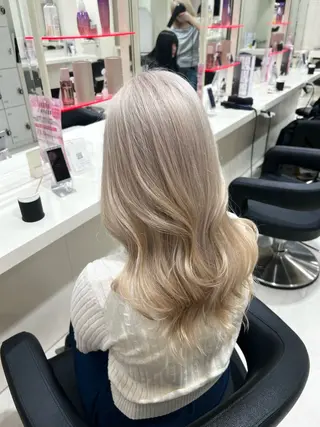 セミロング カラー メンズ 韓国レイヤー&ピンク 艶髪🩶maikoのヘアスタイル
