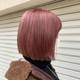 ショート カラー wakana/ 柔らかベージュカラーのヘアスタイル