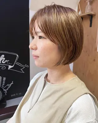 ショート カラー Hareru 豊田 修廣のヘアスタイル