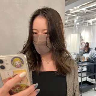 セミロング カラー パーマ レイヤーカットのプロ 大人ヘア宮森貴志のヘアスタイル