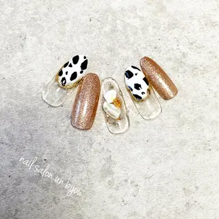 ネイル un bijouのネイルデザイン