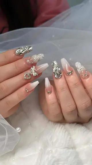 ネイル RIRI 池袋のネイルデザイン