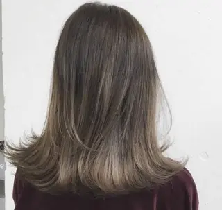 ミディアム カラー 【体験】韓国 メイク&ヘア天神のヘアスタイル