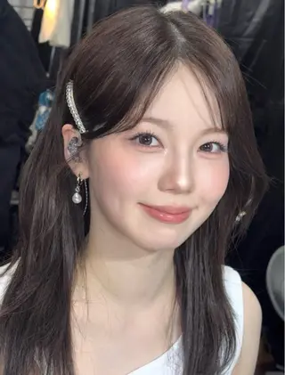 ロング カラー ラベンダー💜 グレージュ🩶のヘアスタイル