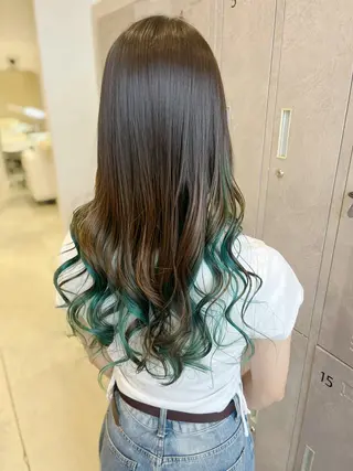 カラー 福島 果音のヘアスタイル
