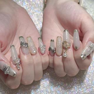 ネイル Queens テイのネイルデザイン