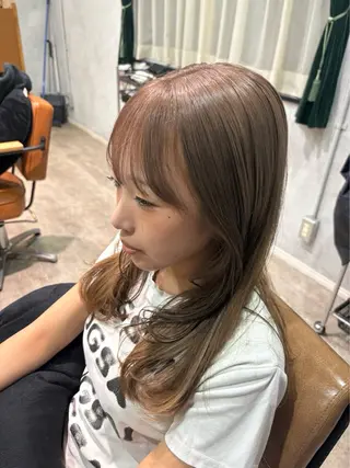 ロング カラー 佐伯 美麗のヘアスタイル