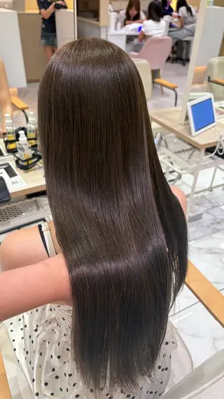 カラー 海優⭐️ネイル⭐️ 透明感カラーのヘアスタイル