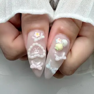 ネイル Akiho🍒 堺筋本町ネイルサロンのネイルデザイン
