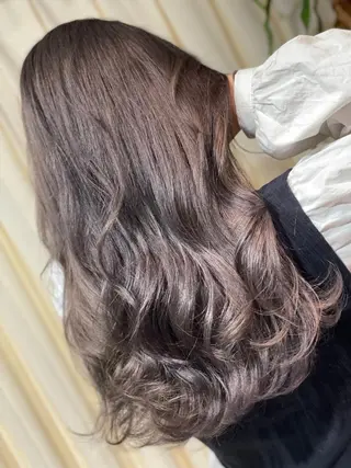 カラー ロング ハイトーン得意😍 Lumiereのヘアスタイル