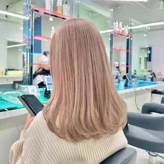 ミディアム ブラウンベージュ🤎 ブリーチなし🤎のヘアスタイル