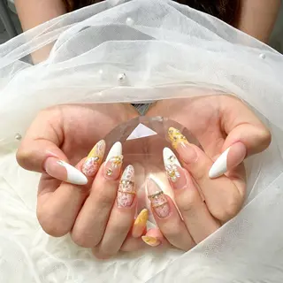 ネイル 🌈 Laule'aのネイルデザイン