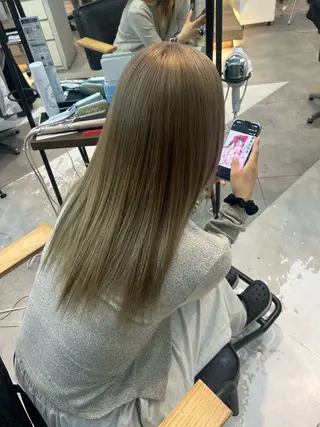 カラー 暖色ෆ透明感カラー 🩷cocoriのヘアスタイル