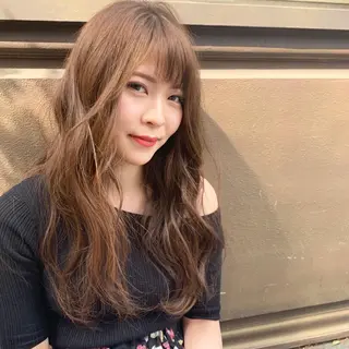 ロング カラー 堤 麻衣子のヘアスタイル