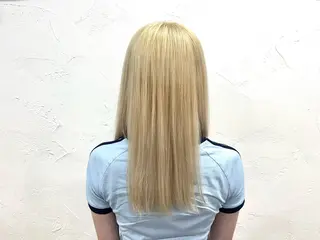 ミディアム カラー ゆづき:ショート・透 明感カラー特化のヘアスタイル