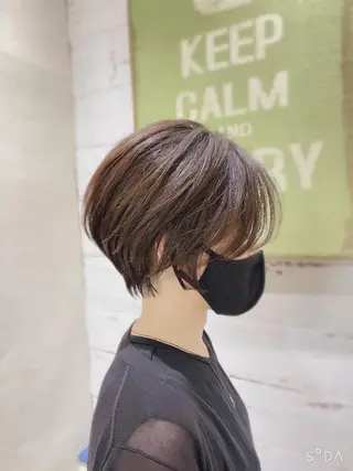 ショート 馬場智哉 白髪ぼかしハイライトのヘアスタイル