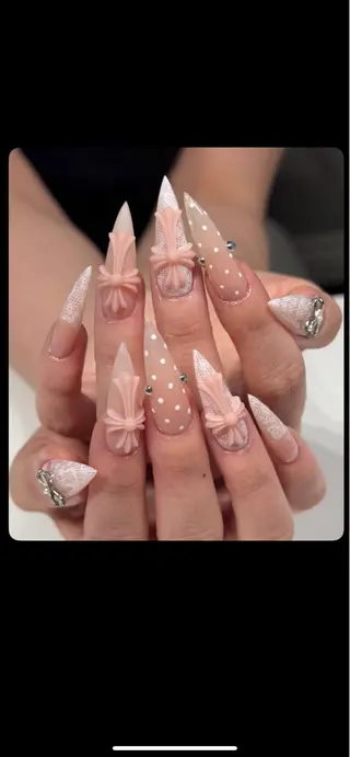 ネイル NiJi Nailsのネイルデザイン