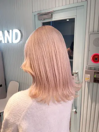 セミロング カラー 🤎モテ髪＆透明感 ミルクティー🥣🤎のヘアスタイル