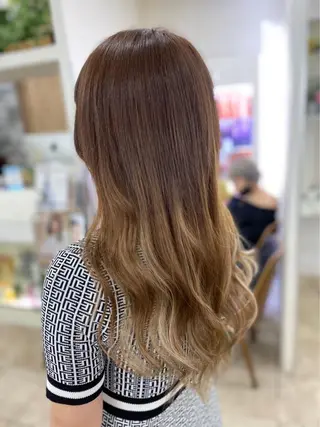 セミロング カラー 🐥こ ま🐥のヘアスタイル