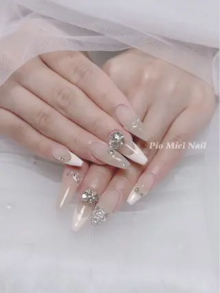 ネイル HANA 長さだしのネイルデザイン