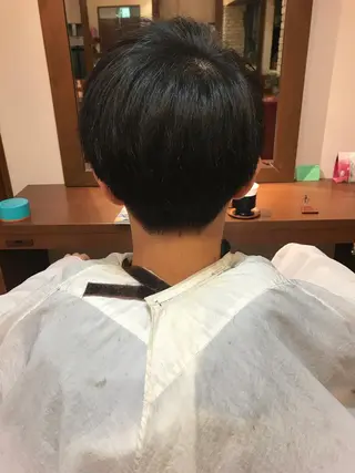 ショート メンズ 銀座フリーランススタ イリストMIYUKIのヘアスタイル