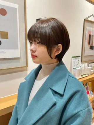 ショート ARMONY秋山輝也 コテ巻き風パーマ特化のヘアスタイル